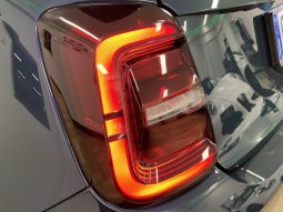 
										Fiat 500e Icon – Pack style Ocean Blue Metallic full									