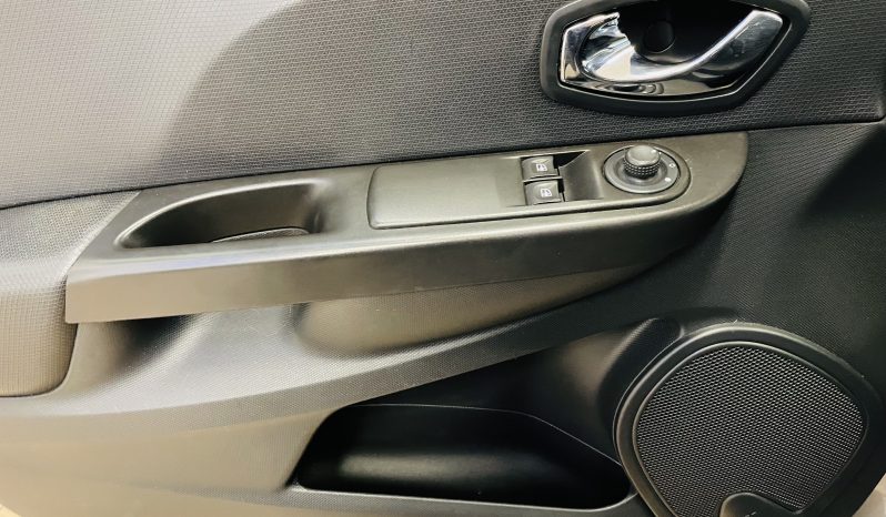 
								Renault Clio 1.5 dCi 8V 75CV 5 porte Live full									