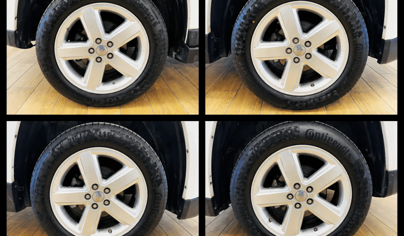 
								Jeep Compass 2.2 CRD Limited 4WD full									