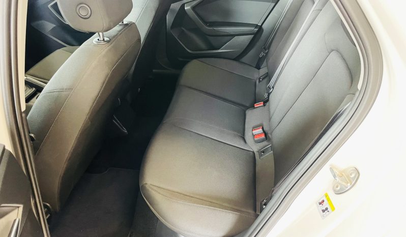 
								Audi A1 SPB 25 TFSI full									