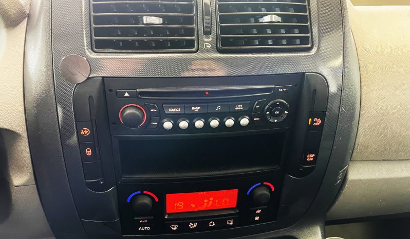 
								Fiat Scudo 2.0 MJT/136 PL Combi 8 posti (M1) full									