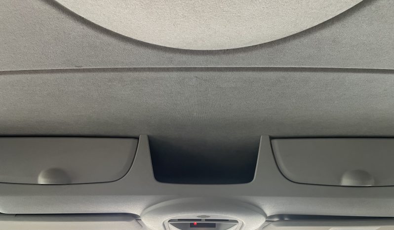 
								Fiat Scudo 2.0 MJT/136 PL Combi 8 posti (M1) full									