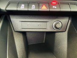 
										Audi A1 SPB 25 TFSI full									