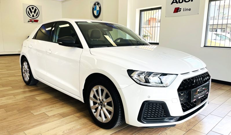 
								Audi A1 SPB 25 TFSI full									