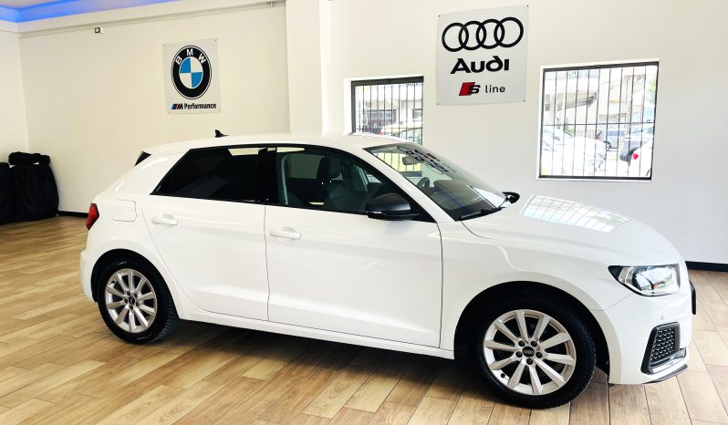 
								Audi A1 SPB 25 TFSI full									
