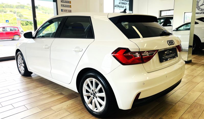 
								Audi A1 SPB 25 TFSI full									