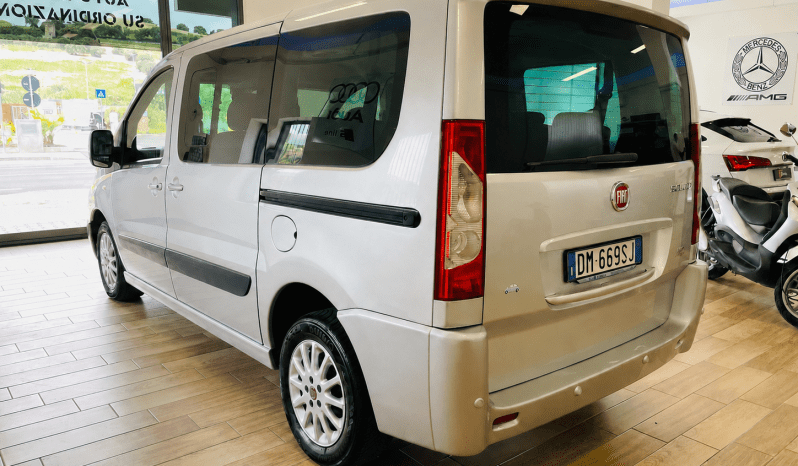 
								Fiat Scudo 2.0 MJT/136 PL Combi 8 posti (M1) full									
