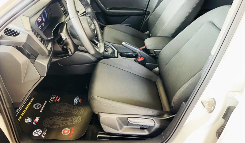 
								Audi A1 SPB 25 TFSI full									