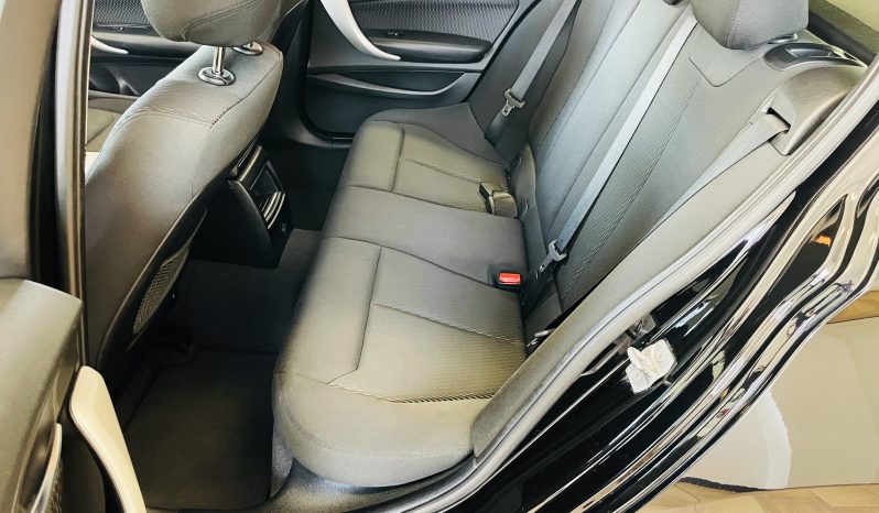 
								Bmw 116i Benzina ///Sport full									