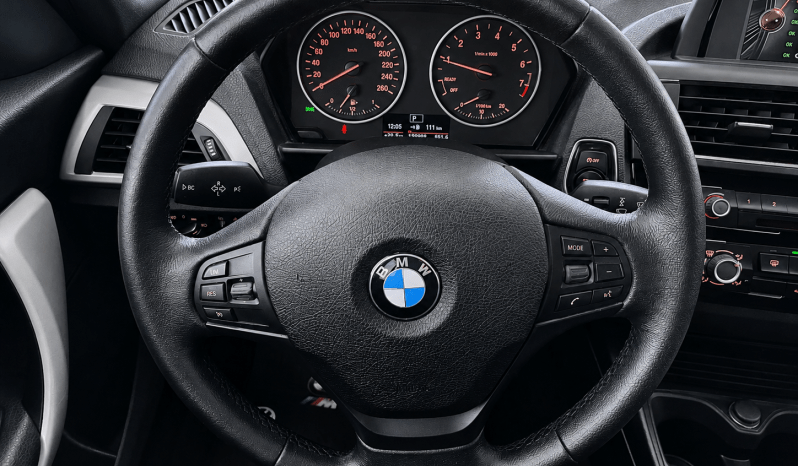 
								Bmw 116i Benzina ///Sport full									