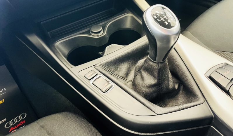 
								Bmw 116i Benzina ///Sport full									
