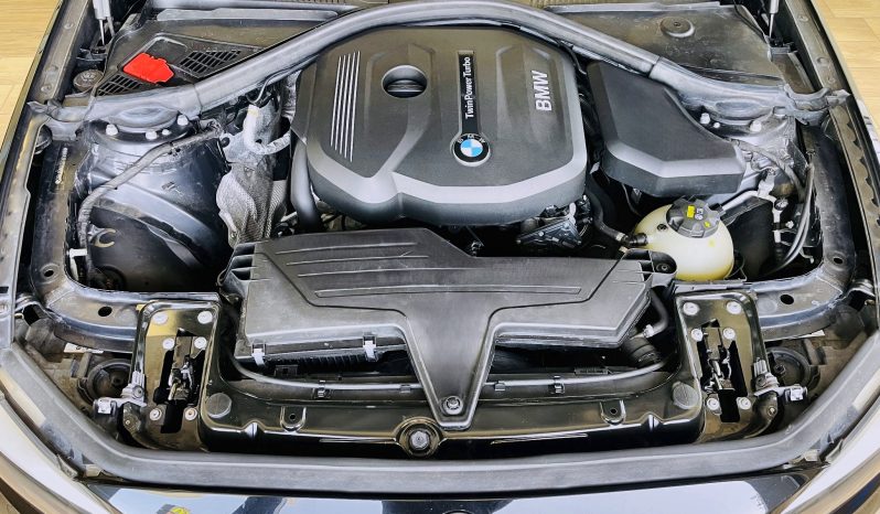 
								Bmw 116i Benzina ///Sport full									