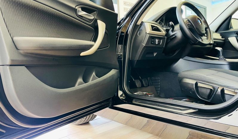 
								Bmw 116i Benzina ///Sport full									