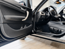 
										Bmw 116i Benzina ///Sport full									