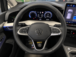 
										Volkswagen Golf 2.0 TDI 115 CV Life full									