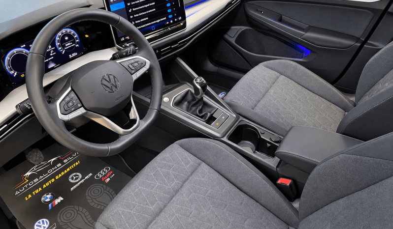 
								Volkswagen Golf 2.0 TDI 115 CV Life full									
