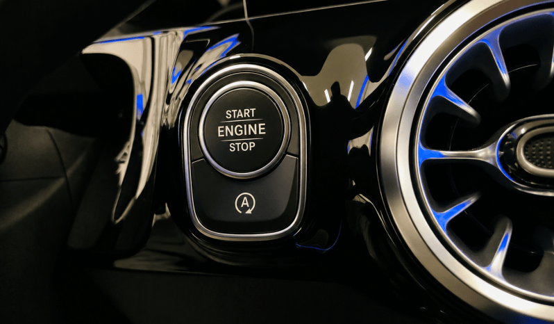 
								Mercedes-benz A 200 d Automatic 4Matic Amg line full									