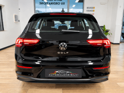 
										Volkswagen Golf 2.0 TDI 115 CV Life full									