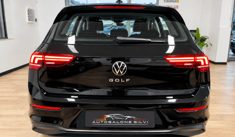 
								Volkswagen Golf 2.0 TDI 115 CV Life full									