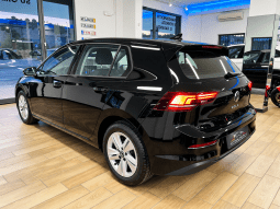 
										Volkswagen Golf 2.0 TDI 115 CV Life full									