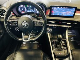 
										Alfa Romeo Tonale 1.3 280 CV PHEV AT6 Q4 Veloce full									
