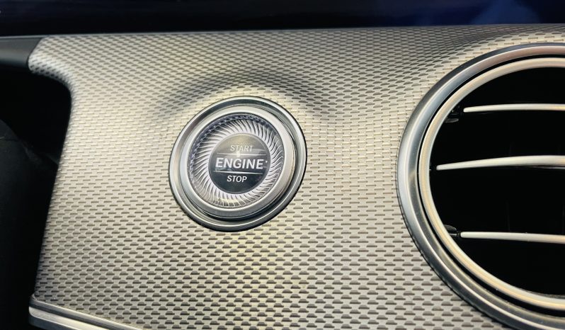
								Mercedes-benz E 220 BlueTEC Sport 9G-TRONIC full									