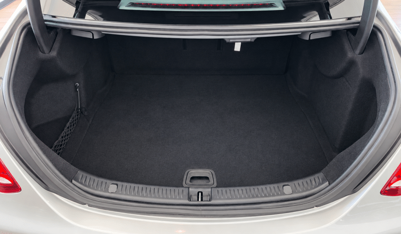 
								Mercedes-benz E 220 BlueTEC Sport 9G-TRONIC full									