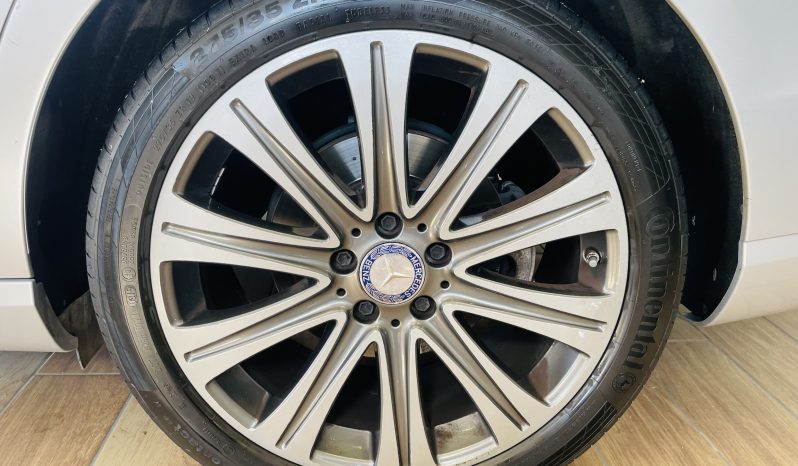 
								Mercedes-benz E 220 BlueTEC Sport 9G-TRONIC full									